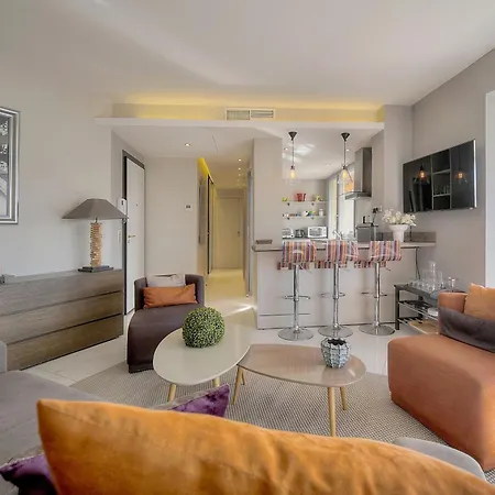 L'edmond - 2min - Vca * Cannes